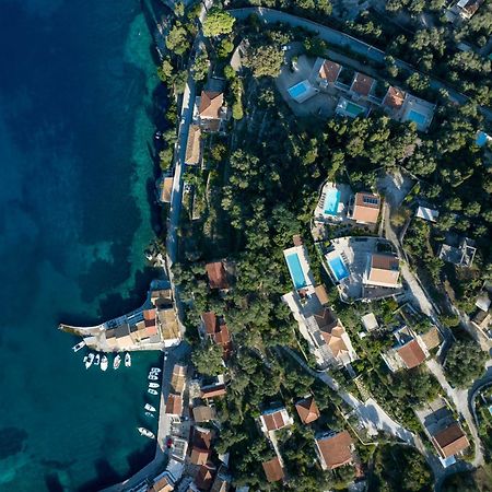 Pangolas Apartments Paxos Longós Zewnętrze zdjęcie