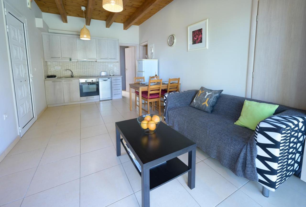 Pangolas Apartments Paxos Longós Zewnętrze zdjęcie