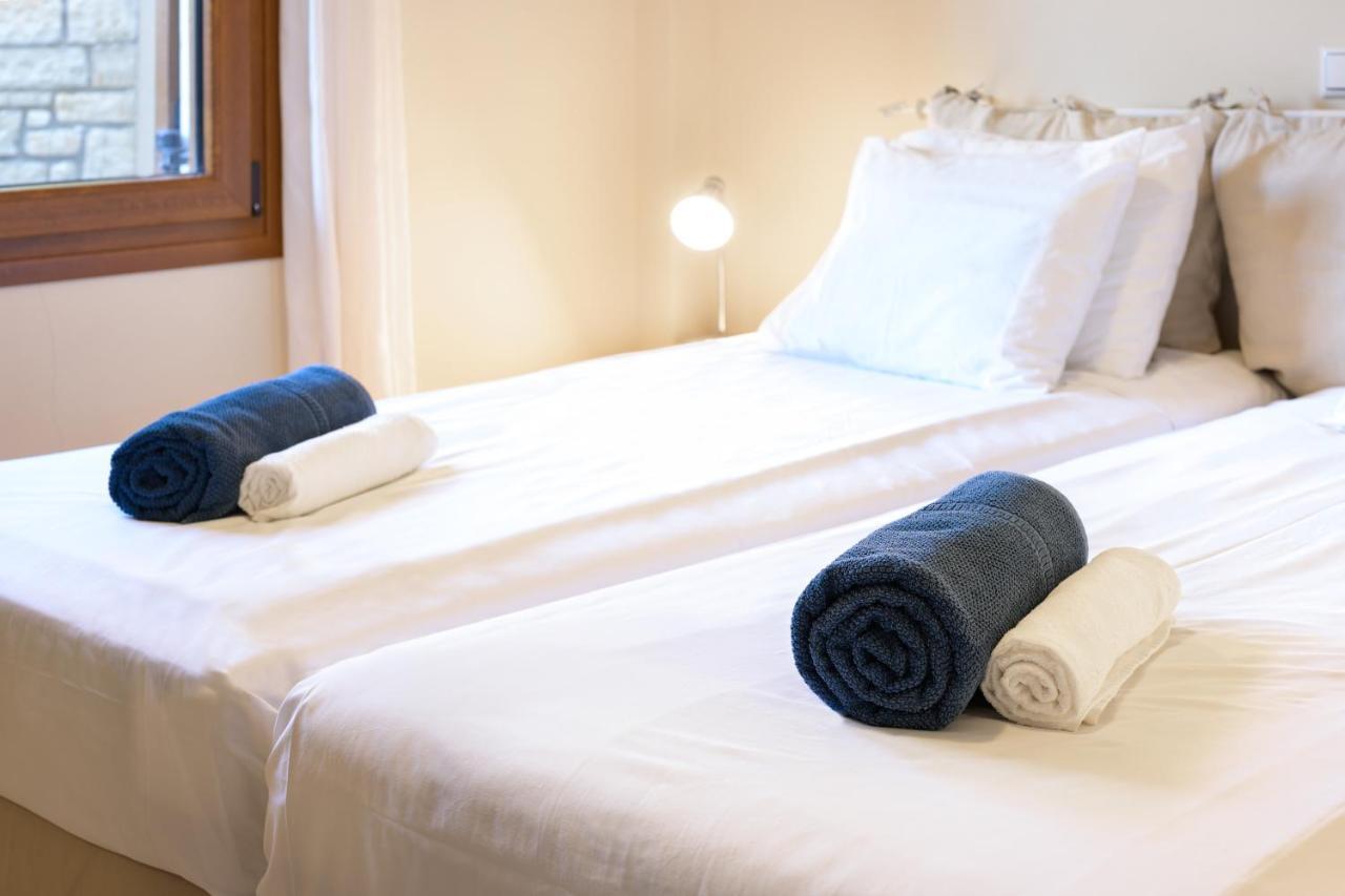 Pangolas Apartments Paxos Longós Zewnętrze zdjęcie