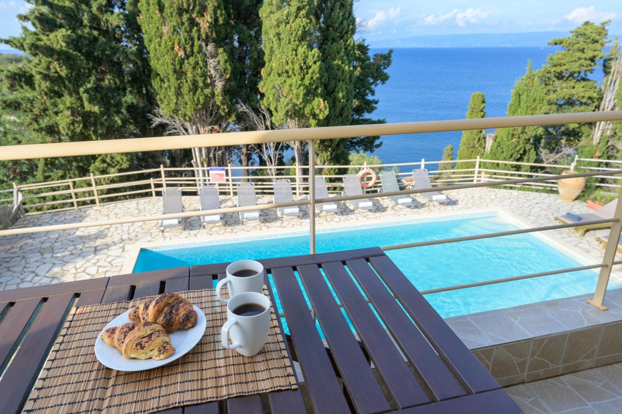 Pangolas Apartments Paxos Longós Zewnętrze zdjęcie